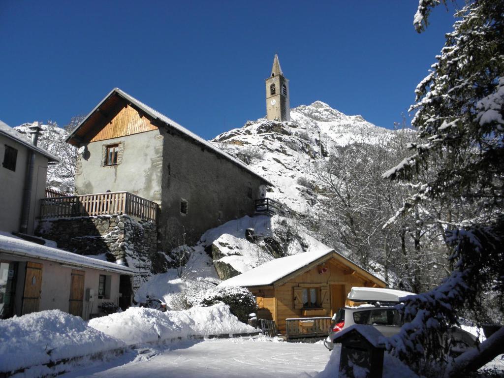Gite Auberge Les Terres Blanches De Meolans Екстер'єр фото